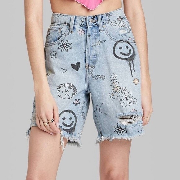 Wild Fable Graphic High Rise Distressed Denim Bermuda Shorts 100% Cotton Size 2 - Picture 3 of 12
